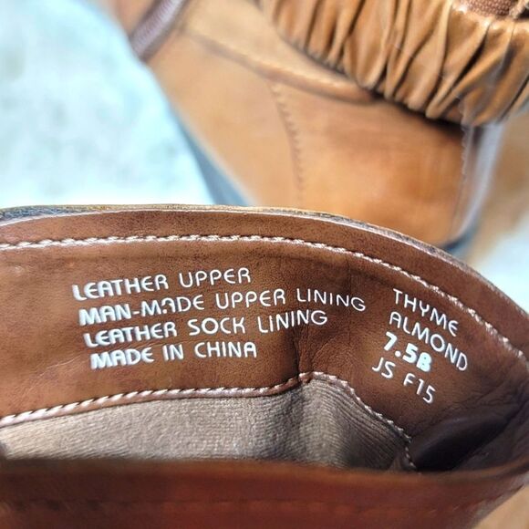 Earth Thyme Leather Booties - Almond - Picture 7 of 9